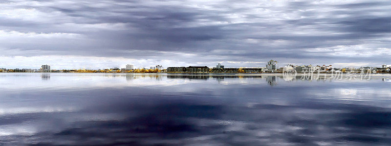 阿萨妇女湾 Ir 全景